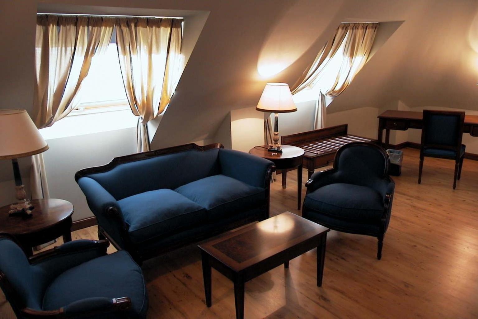 Hotel Santiago Benavente Ngoại thất bức ảnh