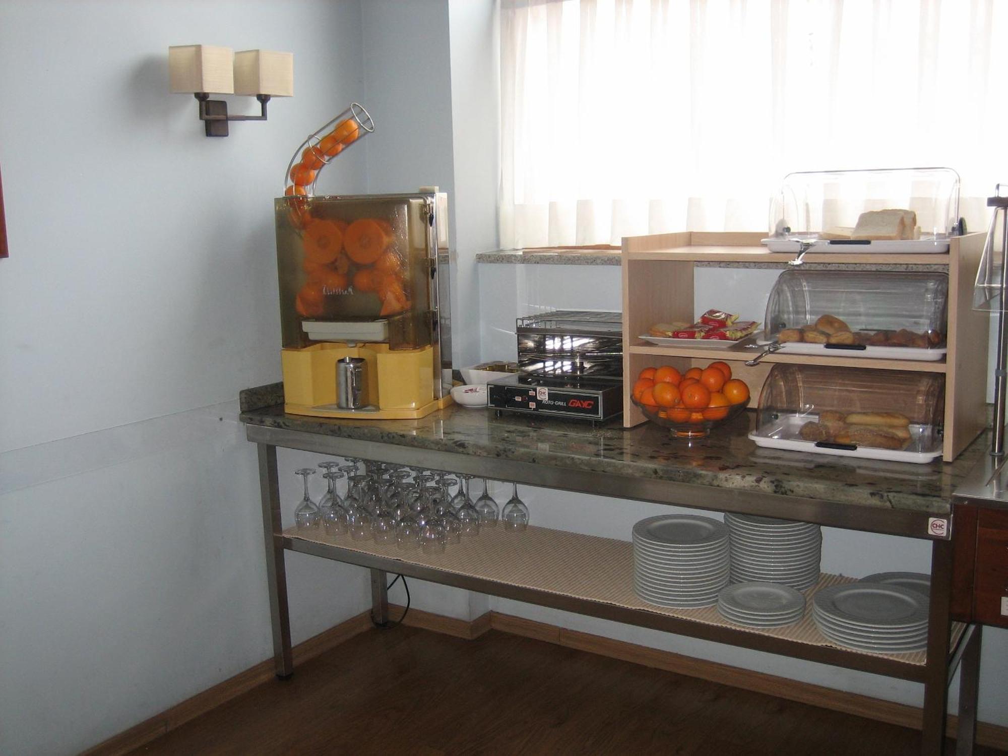 Hotel Santiago Benavente Ngoại thất bức ảnh