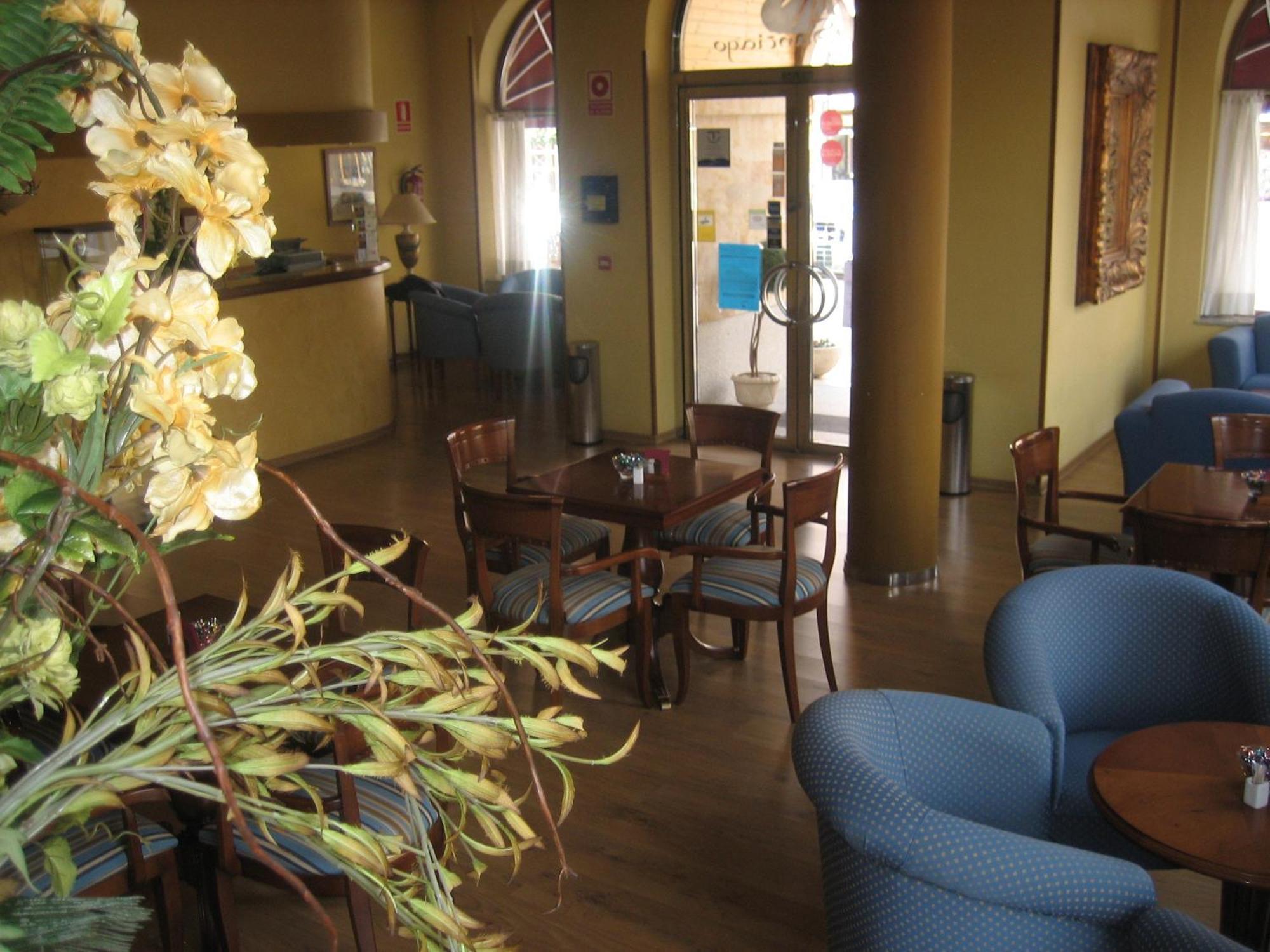 Hotel Santiago Benavente Ngoại thất bức ảnh